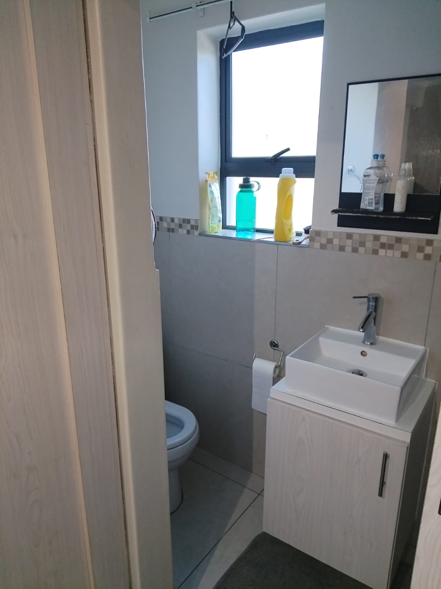 To Let 3 Bedroom Property for Rent in Windsor Park Estate Western Cape